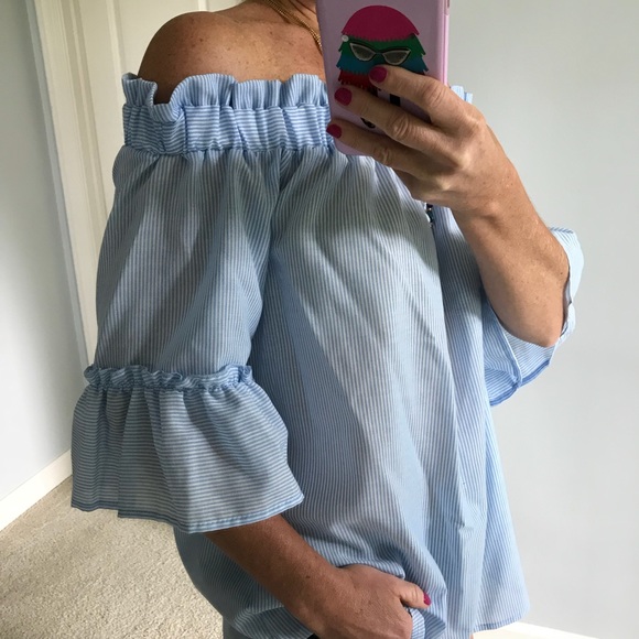 🌻1 LARGE🌻Poplin Off the Shoulder Top - Picture 2 of 8